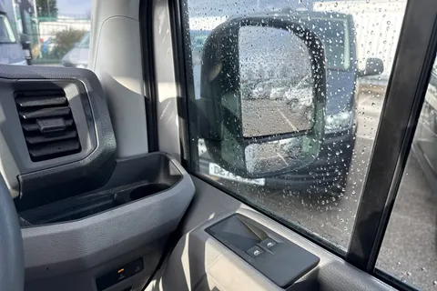 DG25EKO Volkswagen Crafter 2.0 TDI 140PS Commerce High Roof Van Thumbnail #20