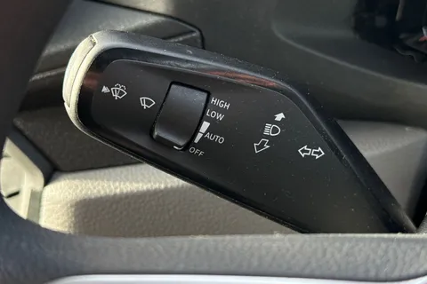 DG25EKO Volkswagen Crafter 2.0 TDI 140PS Commerce High Roof Van Thumbnail #38