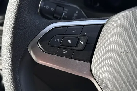 DG25EKO Volkswagen Crafter 2.0 TDI 140PS Commerce High Roof Van Thumbnail #39