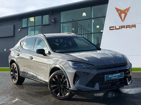 KY75FMM CUPRA Formentor 1.5 eTSI 150 V3 5dr DSG, **DELIVERY MILEAGE** Thumbnail #1