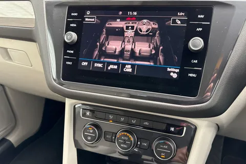 DA21FVD Volkswagen Tiguan Allspace 2.0 TDI Match 5dr DSG Thumbnail #22