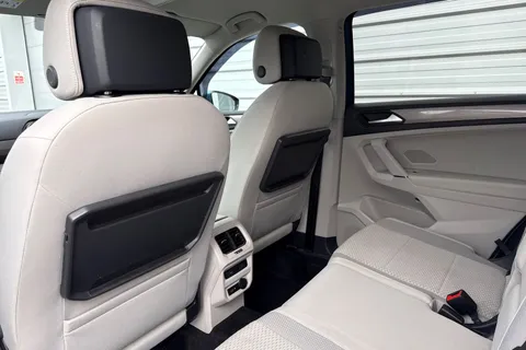 DA21FVD Volkswagen Tiguan Allspace 2.0 TDI Match 5dr DSG Thumbnail #35