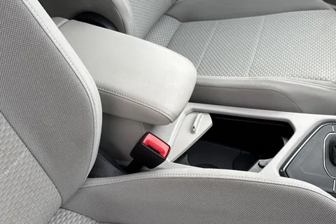 DA21FVD Volkswagen Tiguan Allspace 2.0 TDI Match 5dr DSG Thumbnail #39