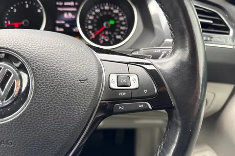 DA21FVD Volkswagen Tiguan Allspace 2.0 TDI Match 5dr DSG Thumbnail #57
