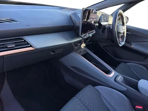 MF75LUR CUPRA Born 240kW e-Boost VZ First Edition 79kWh 5dr Auto Thumbnail #8