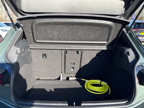 MF75LUR CUPRA Born 240kW e-Boost VZ First Edition 79kWh 5dr Auto Thumbnail #9