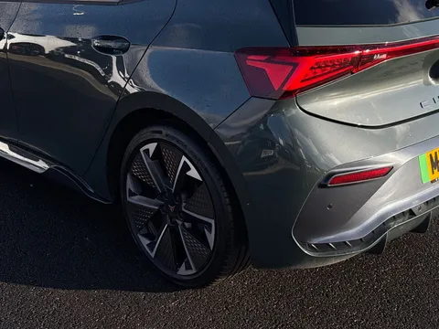 MF75LUR CUPRA Born 240kW e-Boost VZ First Edition 79kWh 5dr Auto Thumbnail #15