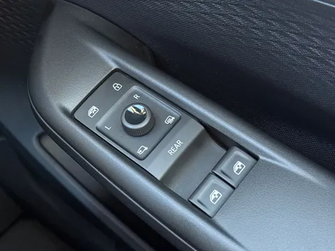 MF75LUR CUPRA Born 240kW e-Boost VZ First Edition 79kWh 5dr Auto Thumbnail #17