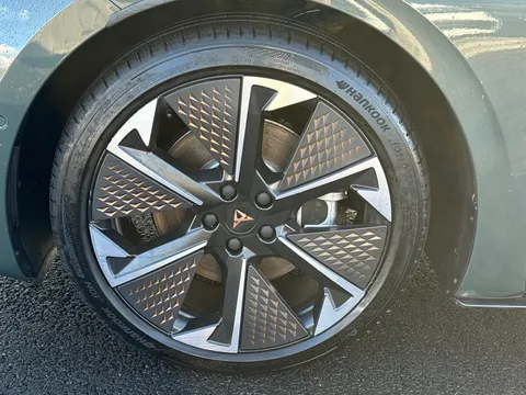 MF75LUR CUPRA Born 240kW e-Boost VZ First Edition 79kWh 5dr Auto Thumbnail #21