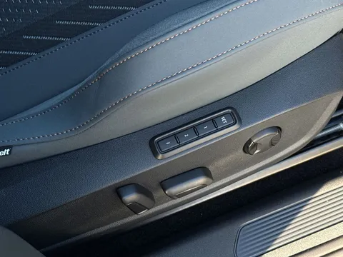 MF75LUR CUPRA Born 240kW e-Boost VZ First Edition 79kWh 5dr Auto Thumbnail #32