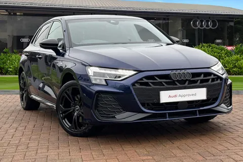 LR75DLD Audi A3 40 TFSI e Black Edition 5dr S Tronic Thumbnail #2