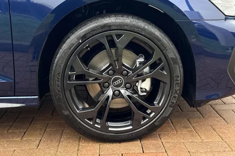 LR75DLD Audi A3 40 TFSI e Black Edition 5dr S Tronic Thumbnail #11