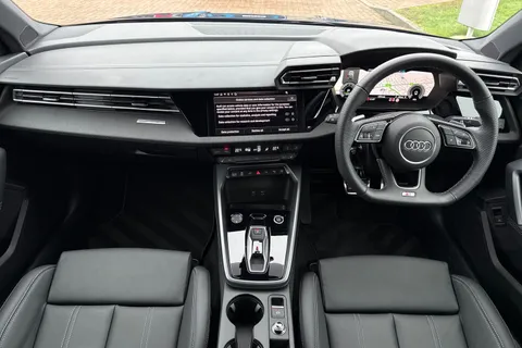 LR75DLD Audi A3 40 TFSI e Black Edition 5dr S Tronic Thumbnail #31