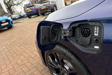 LR75DLD Audi A3 40 TFSI e Black Edition 5dr S Tronic Thumbnail #32