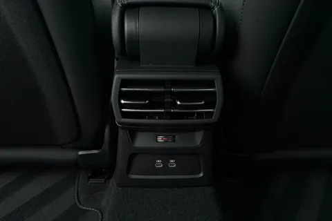 LR75DLD Audi A3 40 TFSI e Black Edition 5dr S Tronic Thumbnail #37