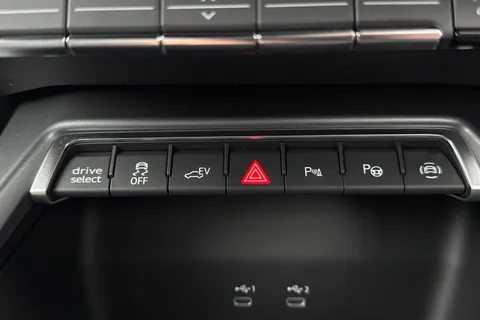 LR75DLD Audi A3 40 TFSI e Black Edition 5dr S Tronic Thumbnail #58