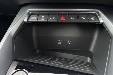 LR75DLD Audi A3 40 TFSI e Black Edition 5dr S Tronic Thumbnail #59