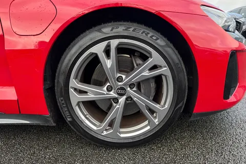 NA22EPC Audi e-tron GT 93.4kWh Auto quattro 4dr Thumbnail #11