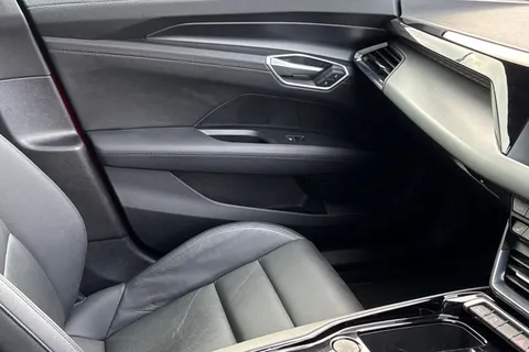 NA22EPC Audi e-tron GT 93.4kWh Auto quattro 4dr Thumbnail #21