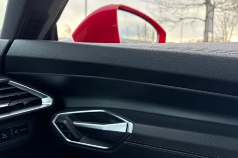 NA22EPC Audi e-tron GT 93.4kWh Auto quattro 4dr Thumbnail #22