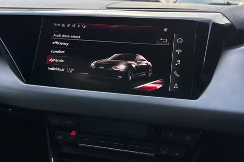 NA22EPC Audi e-tron GT 93.4kWh Auto quattro 4dr Thumbnail #33