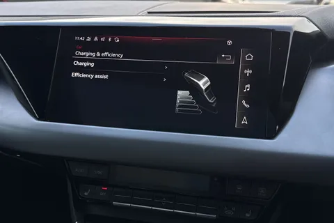 NA22EPC Audi e-tron GT 93.4kWh Auto quattro 4dr Thumbnail #37