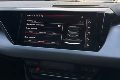 NA22EPC Audi e-tron GT 93.4kWh Auto quattro 4dr Thumbnail #38