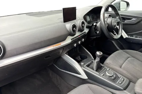 PL18TFY Audi Q2 1.4 TFSI Sport 5dr Thumbnail #15