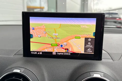 PL18TFY Audi Q2 1.4 TFSI Sport 5dr Thumbnail #17