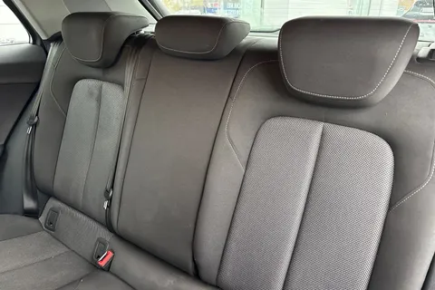 PL18TFY Audi Q2 1.4 TFSI Sport 5dr Thumbnail #19