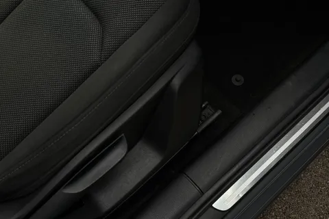 PL18TFY Audi Q2 1.4 TFSI Sport 5dr Thumbnail #41