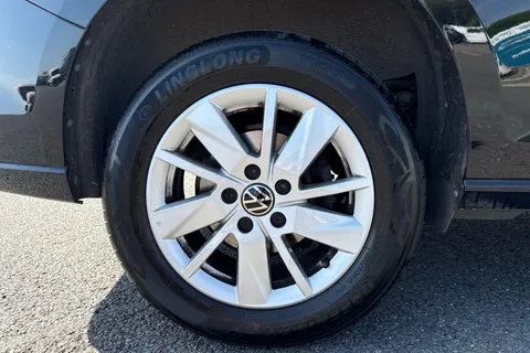 DA25FKH Volkswagen Caddy C20 Cargo Commerce Pro SWB 122 PS 2.0 TDI 7sp DSG Thumbnail #11