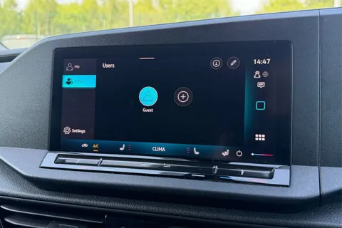 DA25FKH Volkswagen Caddy C20 Cargo Commerce Pro SWB 122 PS 2.0 TDI 7sp DSG Thumbnail #60