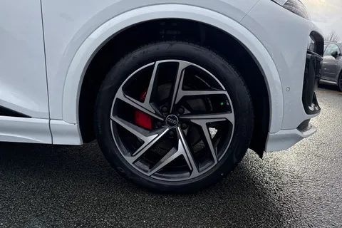  Audi Q6 E-Tron 100kWh Edition 1 Auto quattro 5dr Thumbnail #10