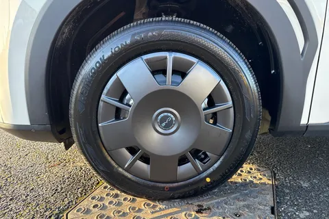  BYD Dolphin Surf 30kWh Active Auto 5dr Thumbnail #23