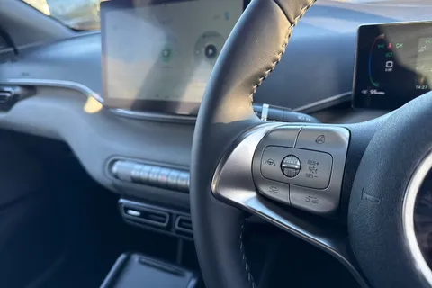  BYD Dolphin Surf 30kWh Active Auto 5dr Thumbnail #38