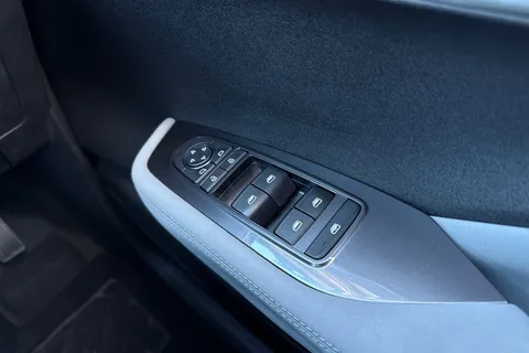  BYD Dolphin Surf 30kWh Active Auto 5dr Thumbnail #40