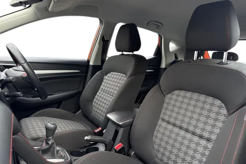 VU23UTG MG Mg Zs 1.5 VTi-TECH Excite Euro 6 (s/s) 5dr Thumbnail #12