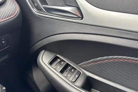 VU23UTG MG Mg Zs 1.5 VTi-TECH Excite Euro 6 (s/s) 5dr Thumbnail #19