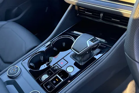 23 of 50 for Volkswagen Touareg 3.0 V6 TDI 4Motion 286 black Edition 5dr Tip Auto | Tow Bar | Heated Seats