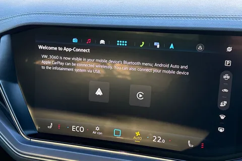 27 of 50 for Volkswagen Touareg 3.0 V6 TDI 4Motion 286 black Edition 5dr Tip Auto | Tow Bar | Heated Seats