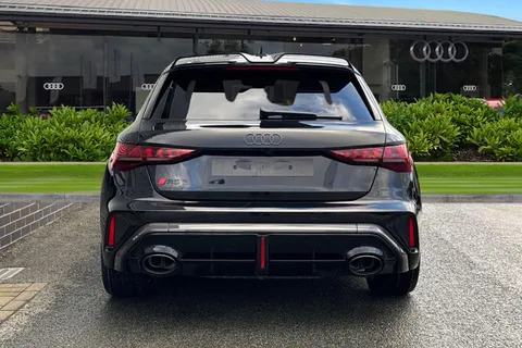  Audi RS 3 2.5 TFSI Carbon Black Sportback S Tronic quattro Euro 6 (s/s) 5dr Thumbnail #4