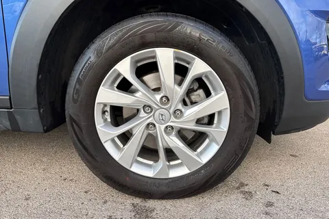 PY68WKA Hyundai Tucson 1.6 GDi SE Nav 5dr 2WD Thumbnail #10