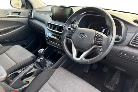 PY68WKA Hyundai Tucson 1.6 GDi SE Nav 5dr 2WD Thumbnail #13