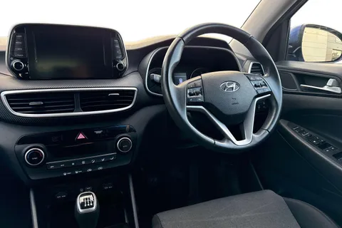 PY68WKA Hyundai Tucson 1.6 GDi SE Nav 5dr 2WD Thumbnail #17