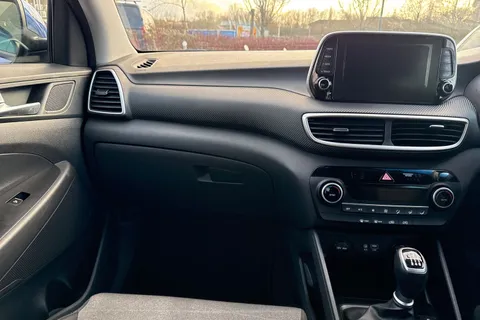PY68WKA Hyundai Tucson 1.6 GDi SE Nav 5dr 2WD Thumbnail #19