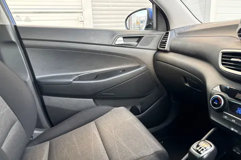 PY68WKA Hyundai Tucson 1.6 GDi SE Nav 5dr 2WD Thumbnail #59