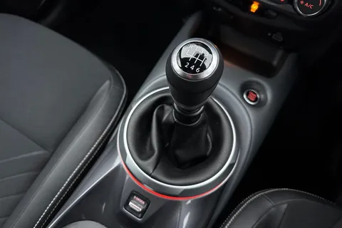 BK22ZBD Nissan Juke 1.0 DIG-T Tekna Euro 6 (s/s) 5dr Thumbnail #21