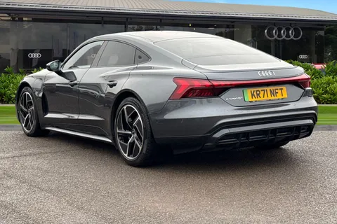 KR71NFT Audi e-tron GT 93.4kWh Vorsprung Auto quattro 4dr Thumbnail #3