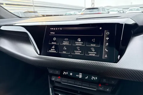 KR71NFT Audi e-tron GT 93.4kWh Vorsprung Auto quattro 4dr Thumbnail #52